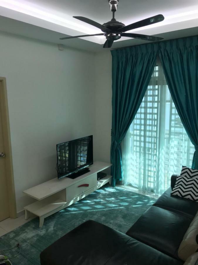 3R D'Latania Senawang Hotel Серембан Екстериор снимка